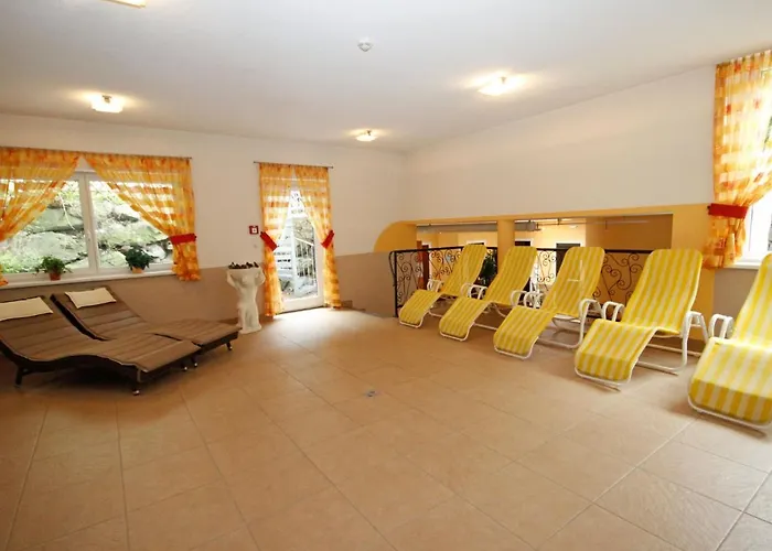 Falkner-13 By Interhome *